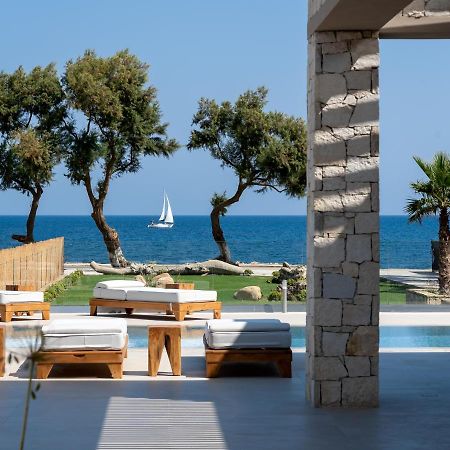 Artemis Seafront Villa, An Evanescence Sea Retreat, By Thinkvilla Tavronitis  Luaran gambar