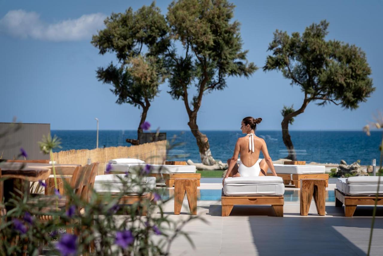 Artemis Seafront Villa, An Evanescence Sea Retreat, By Thinkvilla Tavronitis  Luaran gambar