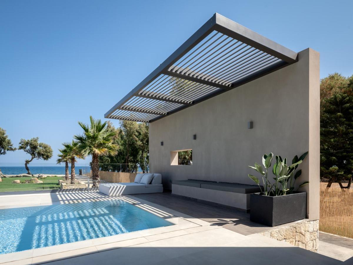 Artemis Seafront Villa, An Evanescence Sea Retreat, By Thinkvilla Tavronitis  Luaran gambar