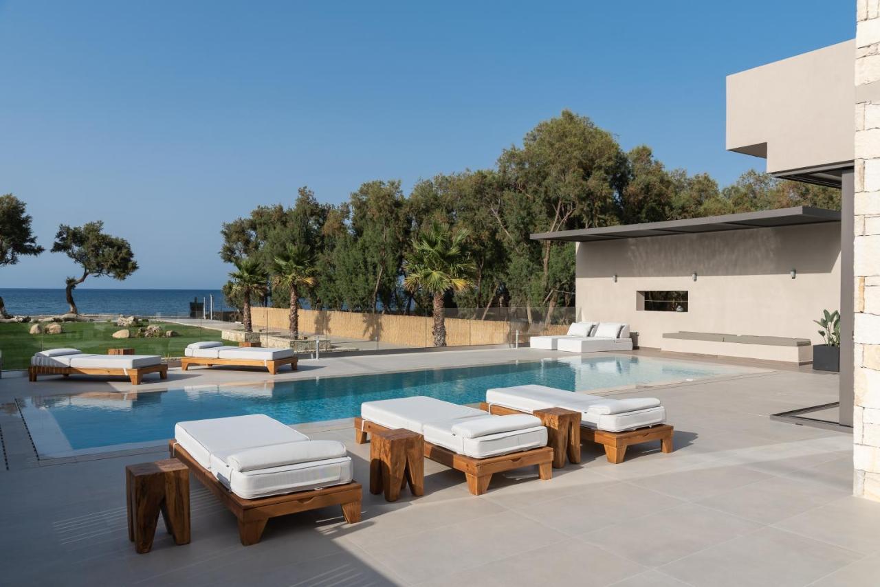 Artemis Seafront Villa, An Evanescence Sea Retreat, By Thinkvilla Tavronitis  Luaran gambar