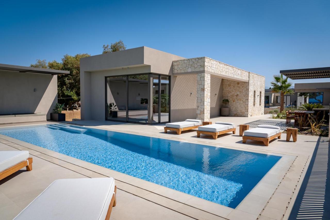 Artemis Seafront Villa, An Evanescence Sea Retreat, By Thinkvilla Tavronitis  Luaran gambar